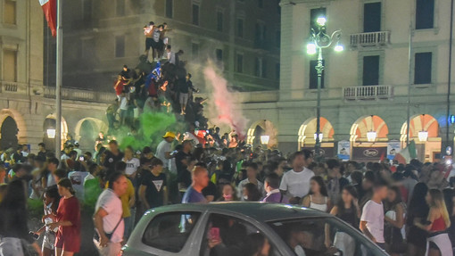 Savona, più controlli ma nessuna chiusura per piazza Mameli. Caprioglio: "Non sarebbe una soluzione al problema"