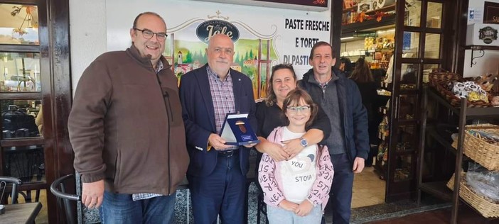 Fungo d'Oro 2024, a Sassello si aggiudica il primo premio Luigi Aragone Fungo d'Oro 2024, a Sassello si aggiudica il primo premio Luigi Aragone