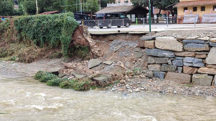 Finale, avviati gli interventi per i danni da maltempo: disagi anche nelle frazioni interne Finale, avviati gli interventi per i danni da maltempo: disagi anche nelle frazioni interne