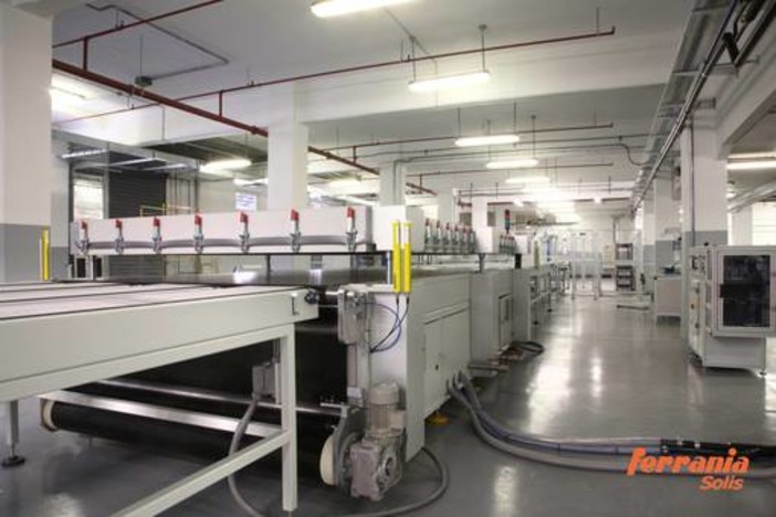 Ferrania Solis, il Pd di Cairo attacca: "Dalla firma della cassa integrazione, i lavoratori non hanno percepito il becco di un quattrino"