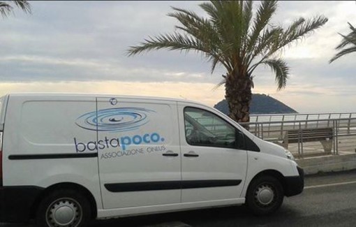 Albenga, BastaPoco Onlus ha un furgone per la consegna dei presidi sanitari a domicilio Albenga, BastaPoco Onlus ha un furgone per la consegna dei presidi sanitari a domicilio