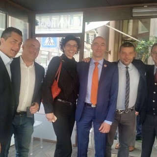 Emiliano Martino di FdI a fianco di Ilaria Caprioglio candidato sindaco del centrodestra a Savona Emiliano Martino di FdI a fianco di Ilaria Caprioglio candidato sindaco del centrodestra a Savona