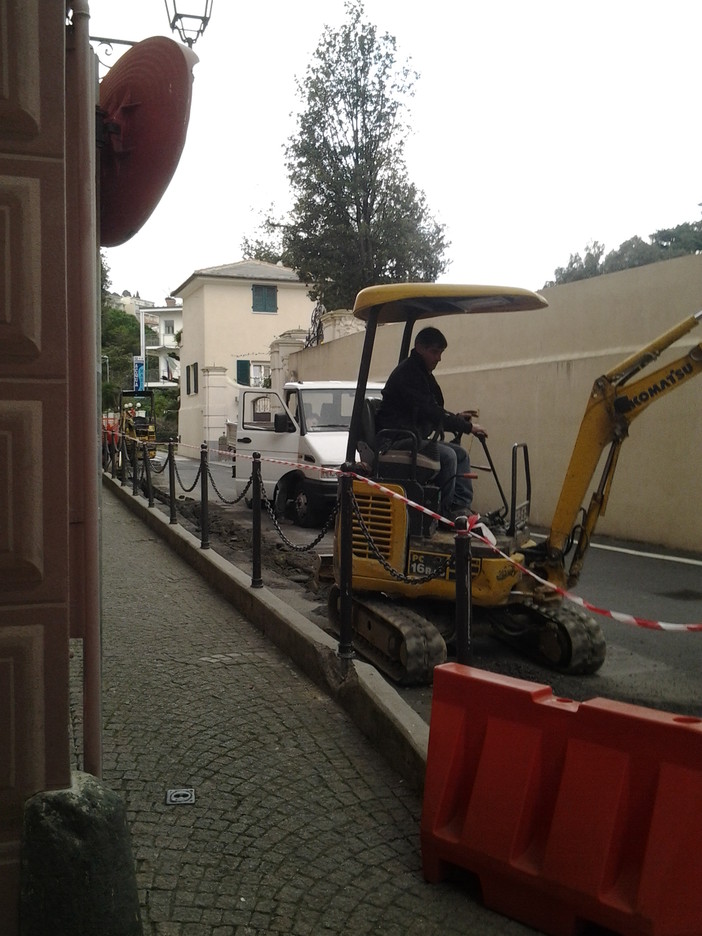 Albissola Marina, partono i lavori sull'impianto fognario di via Bruciati Albissola Marina, partono i lavori sull'impianto fognario di via Bruciati