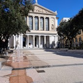 Savona, torna a zampillare la fontana di Piazza Diaz: risolto il guasto dopo mesi di stop Savona, torna a zampillare la fontana di Piazza Diaz: risolto il guasto dopo mesi di stop