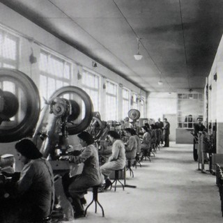 "Passeggiata Urbana" a Ferrania: un viaggio tra memoria, industria e fotografia "Passeggiata Urbana" a Ferrania: un viaggio tra memoria, industria e fotografia