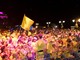 Alassio variopinta, grande successo per la "Festa dei Colori": trionfano i viola con il circo Alassio variopinta, grande successo per la "Festa dei Colori": trionfano i viola con il circo