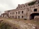 Oltre 60 immobili dello Stato in vendita in Liguria: un appartamento in centro a Savona e l'ex forte militare di Bergeggi