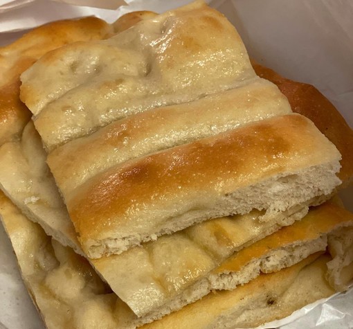 "Pronti allo sciopero della focaccia se aumenterà il prezzo al chilo"