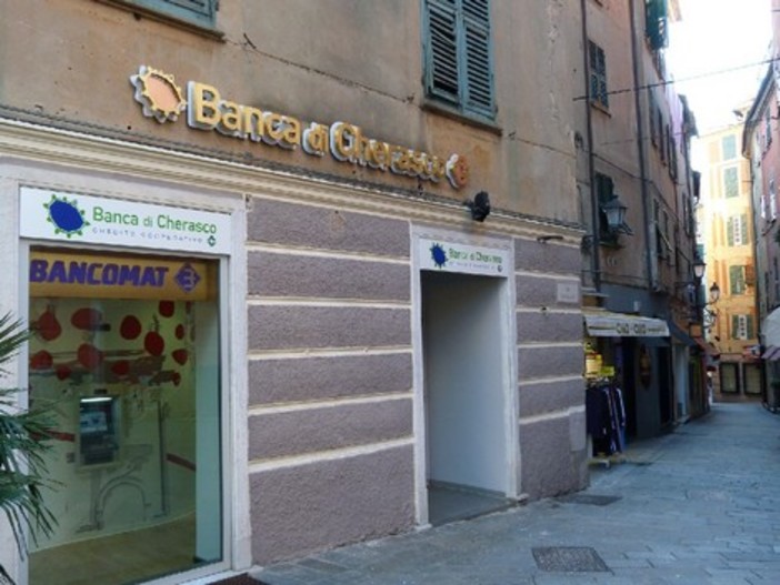 La Banca di Cherasco apre a Varazze La Banca di Cherasco apre a Varazze