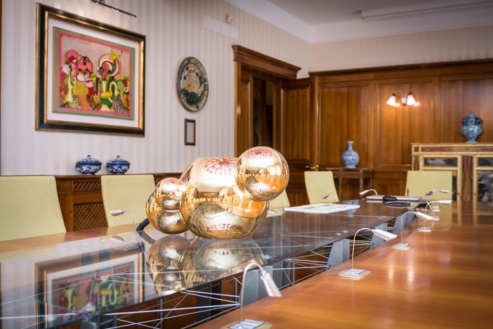 Scuola e territorio: la Fondazione De Mari CR Savona pubblica tre bandi per sostenere educazione e benessere nella provincia di Savona Scuola e territorio: la Fondazione De Mari CR Savona pubblica tre bandi per sostenere educazione e benessere nella provincia di Savona