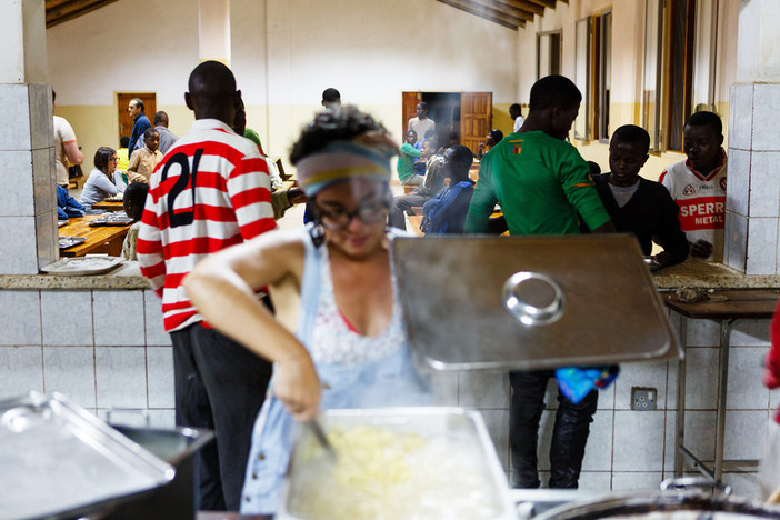 Cibo e solidarietà, il 22 e 23 settembre arriva in Liguria l'evento solidale “Un pasto al giorno”: volontari in regione Cibo e solidarietà, il 22 e 23 settembre arriva in Liguria l'evento solidale “Un pasto al giorno”: volontari in regione