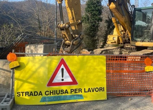 Frana al Santuario di Savona, per il consigliere Mij (M5S) gestione dell'emergenza insufficiente: "Chi dovrebbe aiutare sembra faccia da ostacolo" Frana al Santuario di Savona, per il consigliere Mij (M5S) gestione dell'emergenza insufficiente: "Chi dovrebbe aiutare sembra faccia da ostacolo"