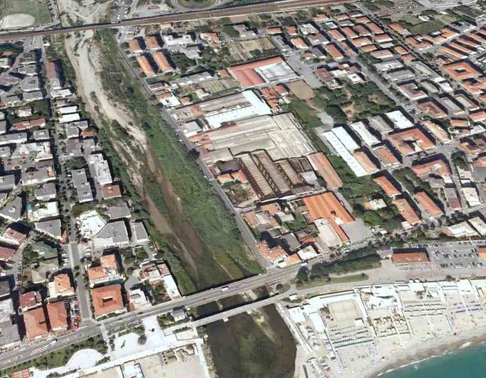 Crisi FAC: la solidarietà di Rifondazione Comunista ai lavoratori Crisi FAC: la solidarietà di Rifondazione Comunista ai lavoratori