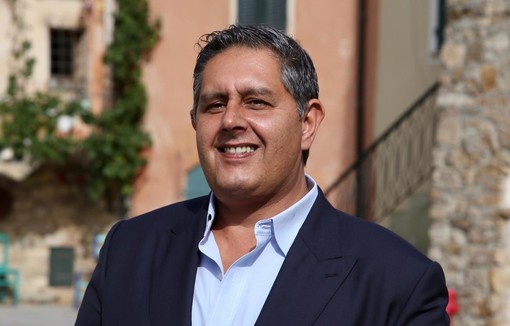 Rigassificatore, Toti risponderà alle domande dei cittadini: "Parliamone con chiarezza e trasparenza" Rigassificatore, Toti risponderà alle domande dei cittadini: "Parliamone con chiarezza e trasparenza"
