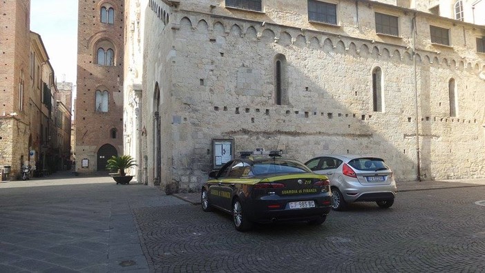 Da don Licciardello alla Caritas, controlli della Guardia di Finanza alla Curia di Albenga Da don Licciardello alla Caritas, controlli della Guardia di Finanza alla Curia di Albenga