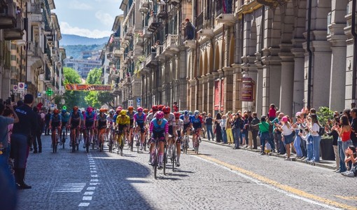 Il transito del Giro d'Italia a Savona Il transito del Giro d'Italia a Savona