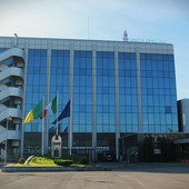 Pirateria audiovisiva nei locali, stretta della Guardia di Finanza nelle serate di Champions League