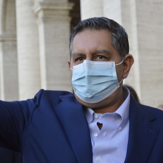 Covid, Toti: "Avanti tutta con la campagna vaccinale, entro venerdì prenotazioni per tutti i liguri vaccinabili"