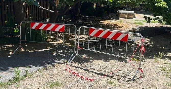 Giochi rimossi e spazi da riqualificare alle scuole di Finalmarina: raccolta firme per gli spazi esterni. Folco: “Interventi già programmati” Giochi rimossi e spazi da riqualificare alle scuole di Finalmarina: raccolta firme per gli spazi esterni. Folco: “Interventi già programmati”