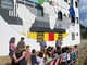 Roccavignale, le mani dei bimbi della scuola dell'infanzia concludono il murales “No Signal cittadini del mondo”