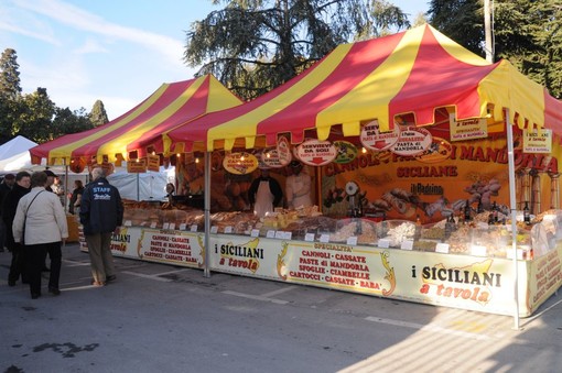 Varazze: Gustitalia, la rassegna enogastronomica torna sulla passeggiata di Gomma