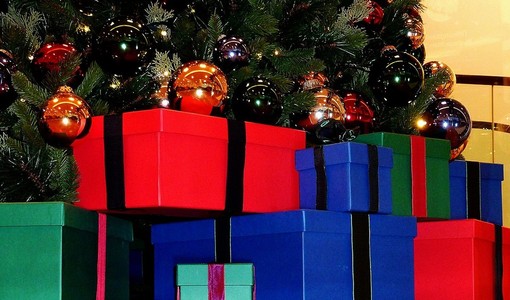 Torna a Savona &quot;Giocattoli senza frontiere&quot;, la solidarietà dei camalli per i bambini in difficoltà