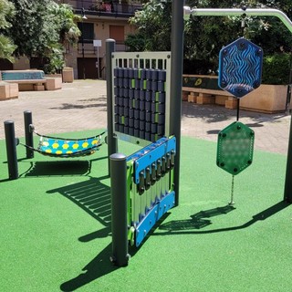 Loano, nei giardini Bestoso di corso Europa due nuovi giochi inclusivi