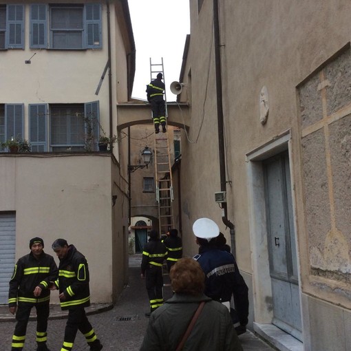 Immagini dalla Pagina Facebook del Comune di Albenga Immagini dalla Pagina Facebook del Comune di Albenga