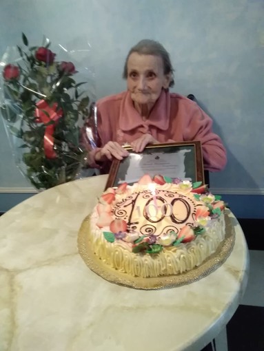 Giustenice in festa per i 100 anni di Giuseppina Serrato