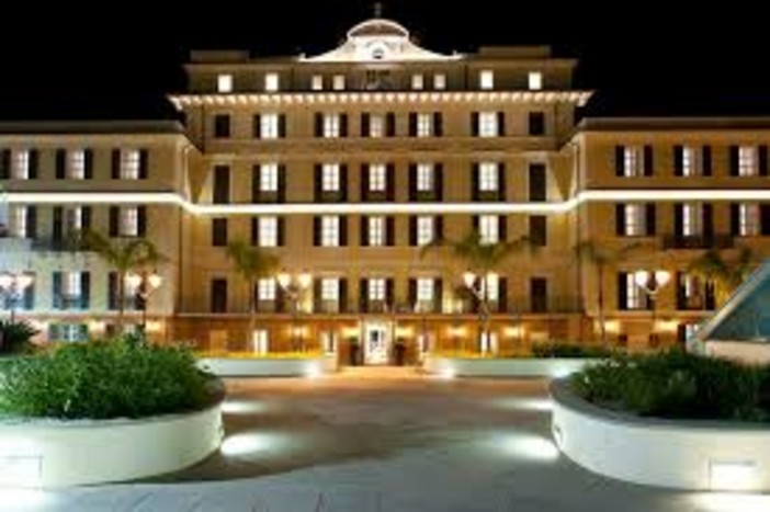 Alassio: continuano gli appuntamenti da non perdere al Grand Hotel di Alassio Alassio: continuano gli appuntamenti da non perdere al Grand Hotel di Alassio