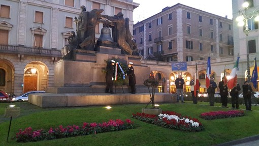 Sulle note del silenzio, Savona commemora il "Giorno del Ricordo" Sulle note del silenzio, Savona commemora il "Giorno del Ricordo"
