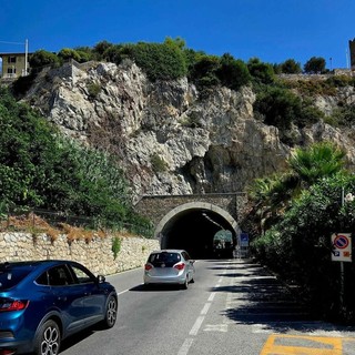 Finale, Aurelia riaperta a Capo San Donato, conclusa la prima fase della messa in sicurezza