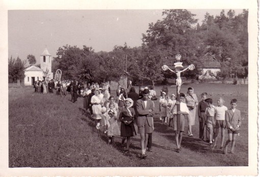 Giusvalla: restaurata la statua della Madonna del Deserto Giusvalla: restaurata la statua della Madonna del Deserto