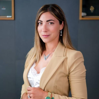 Giorgia Silvestri (Conte Orologi), imprenditrice ed esperta di orologeria, si rivolge ai suoi follower per scoprire quali orologi vorrebbero lasciare in eredità ai propri figli Giorgia Silvestri (Conte Orologi), imprenditrice ed esperta di orologeria, si rivolge ai suoi follower per scoprire quali orologi vorrebbero lasciare in eredità ai propri figli