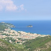 Il Golfo dell'Isola punta sulla comprensorialità e i numeri del turismo crescono: dal 2019 +7,3% di presenze Il Golfo dell'Isola punta sulla comprensorialità e i numeri del turismo crescono: dal 2019 +7,3% di presenze