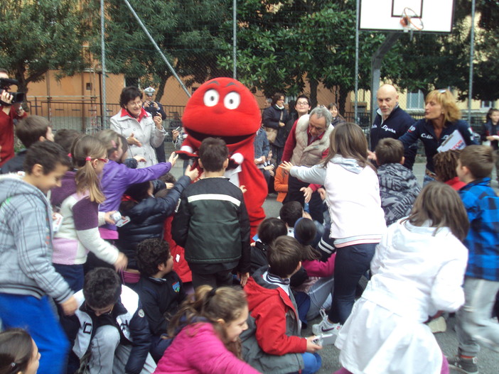 Il Gabibbo alle elementari di Celle Il Gabibbo alle elementari di Celle
