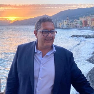 Toti e il terzo mandato, dura replica ai dubbi della ministra Santanché: "Lei non sa di cosa parla" Toti e il terzo mandato, dura replica ai dubbi della ministra Santanché: "Lei non sa di cosa parla"