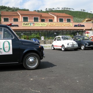 Garlenda, 28° Meeting Fiat Club Italia: inizia l’invasione delle 500 Garlenda, 28° Meeting Fiat Club Italia: inizia l’invasione delle 500