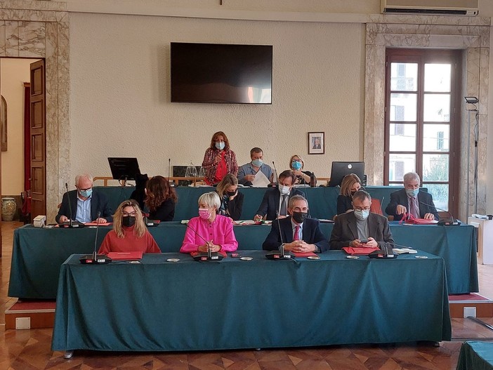 Savona, full immersion della Giunta per un bilancio del primo mese di mandato Savona, full immersion della Giunta per un bilancio del primo mese di mandato