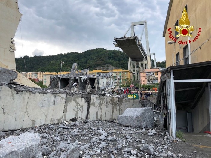 Tragedia a Genova, Rixi: "Un ponte non crolla né per un fulmine, né per un temporale"