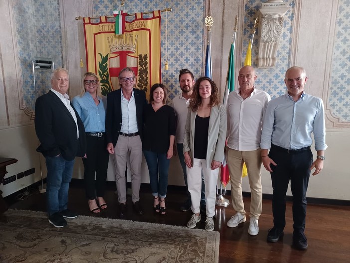 Albenga, pronta la Giunta Tomatis bis: Passino è presidente del Consiglio, Pelosi vicesindaco Albenga, pronta la Giunta Tomatis bis: Passino è presidente del Consiglio, Pelosi vicesindaco