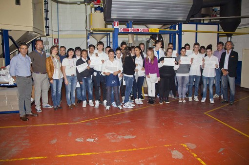 La torrefazione Genovese libro di testo per un giorno per gli alunni dell’Istituto Alberghiero “Giancardi”