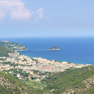 La Lega del Golfo dell'Isola dice no al rigassificatore: "Troppo impattante sul nostro territorio" La Lega del Golfo dell'Isola dice no al rigassificatore: "Troppo impattante sul nostro territorio"