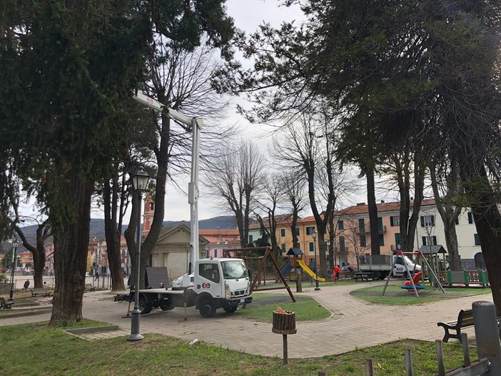 Cairo, riaprono i giardini di piazza della Vittoria Cairo, riaprono i giardini di piazza della Vittoria