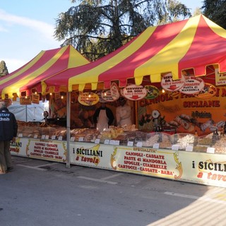 Varazze: Gustitalia, la rassegna enogastronomica torna sulla passeggiata di Gomma