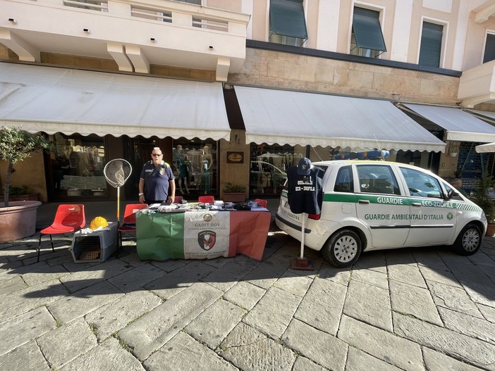 Albenga, serata di raccolta fondi per le Guardie Zoofile Albenga, serata di raccolta fondi per le Guardie Zoofile