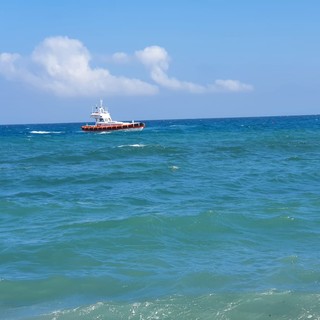 Disperso in mare a Pietra Ligure, ricerche della Guardia Costiera in corso