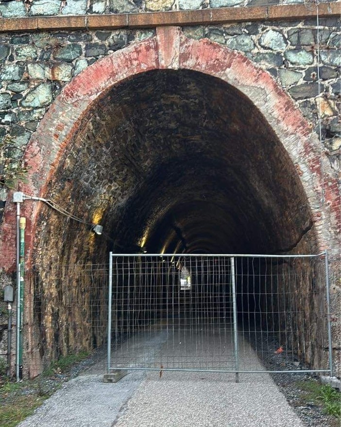 Varazze, chiusa una galleria in Lungomare Europa. Sindaco Pierfederici: "Lavori saranno eseguiti il prima possibile"