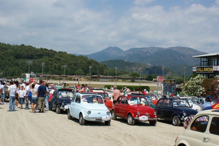 Garlenda: si è concluso ieri il 28° Meeting Internazionale con la premiazione delle quasi 1000 "cinquine" iscritte Garlenda: si è concluso ieri il 28° Meeting Internazionale con la premiazione delle quasi 1000 "cinquine" iscritte