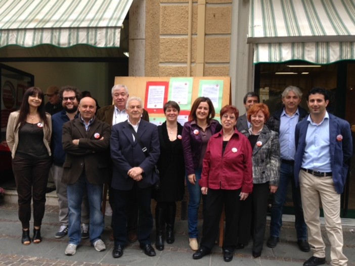 Elezioni Vado Ligure: "Superare l'emergenza occupazionale, rilanciare il territorio, investire sull'industria", Monica Giuliano presenta la lista Elezioni Vado Ligure: "Superare l'emergenza occupazionale, rilanciare il territorio, investire sull'industria", Monica Giuliano presenta la lista